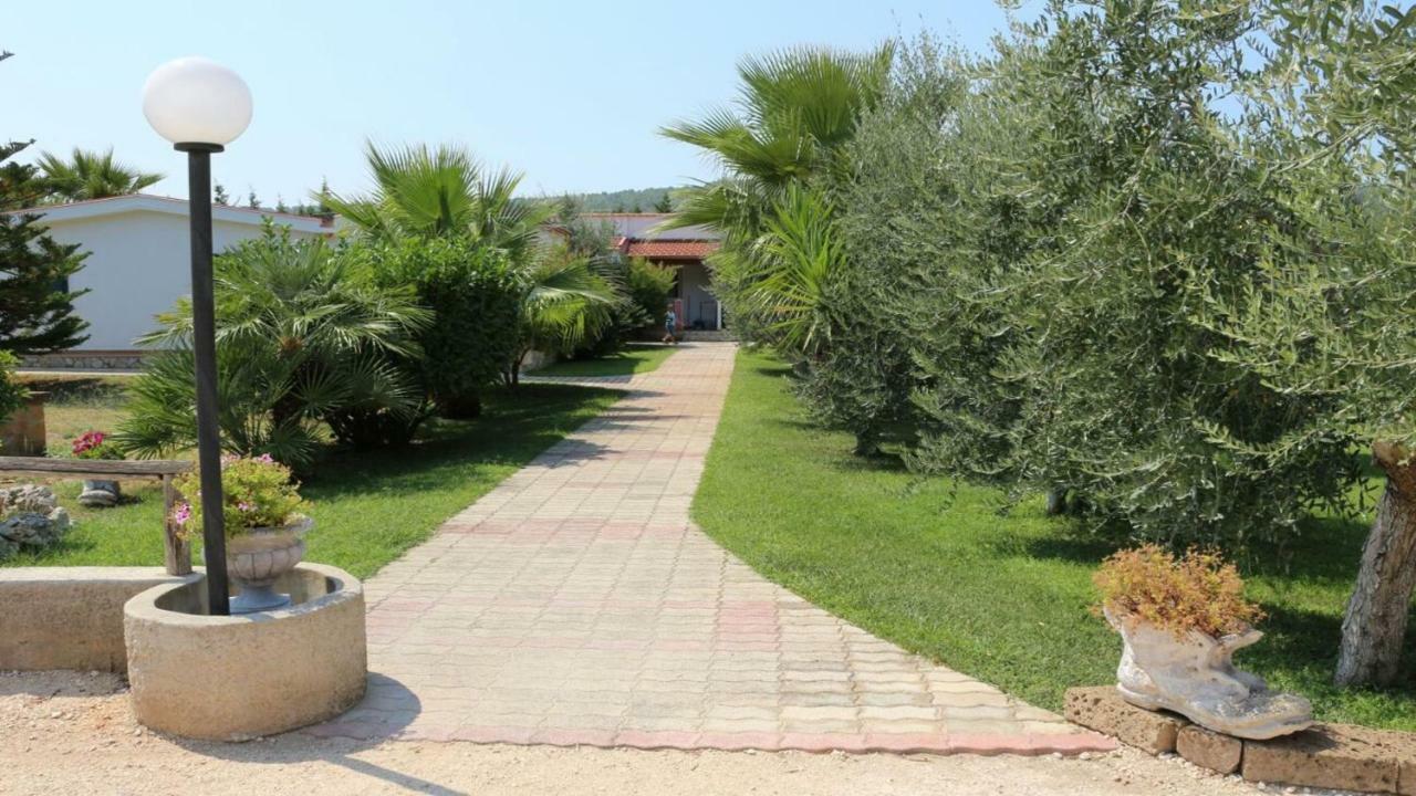 Villa La Piana Peschici Buitenkant foto